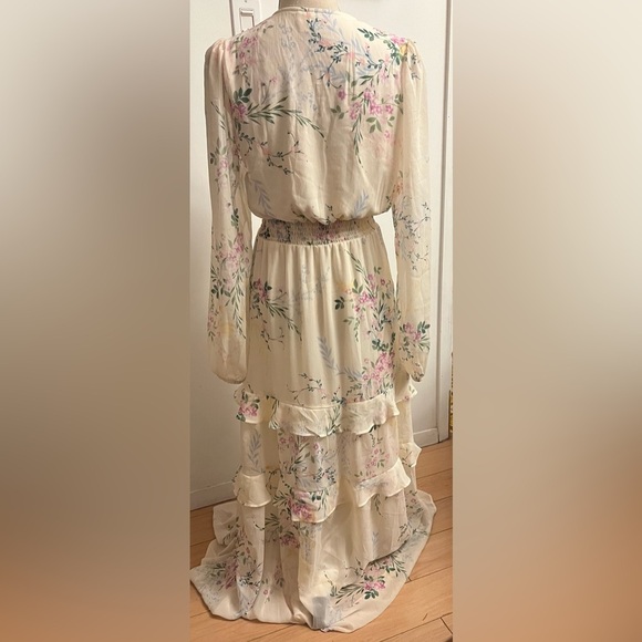 (S) Autres Filles anthropology Tiered Floral Maxi Dress NWOT - Picture 4 of 8